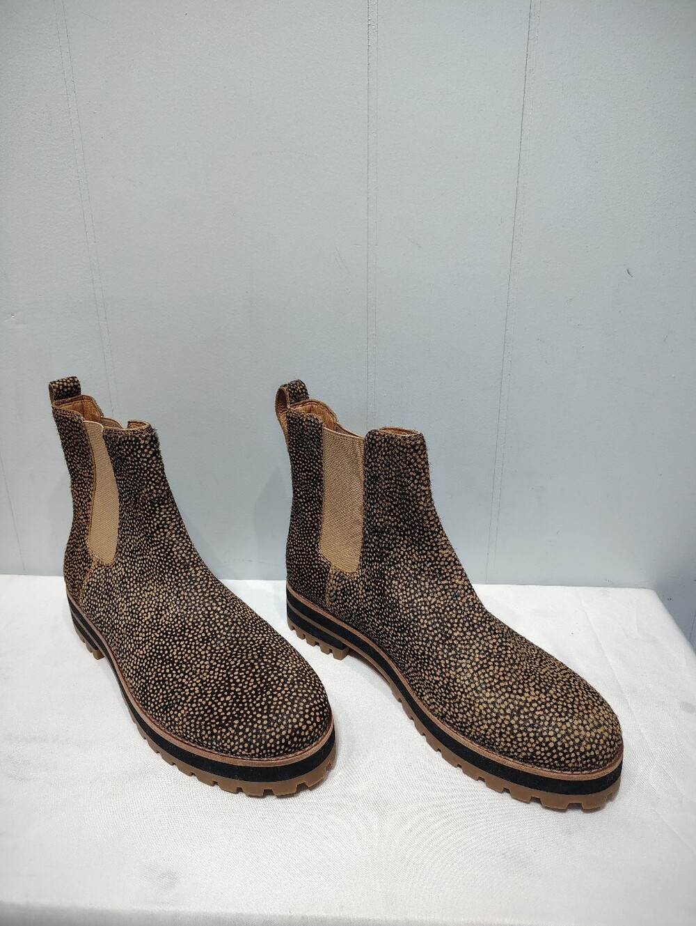 Madewell The Ivy Chelsea Boot Mini Dot Calf Hair Leopard Print 7.5